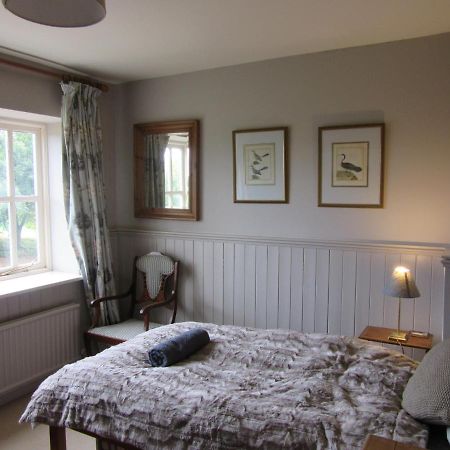 Weston Hill Farm Bed & Breakfast Moreton Pinkney Bagian luar foto